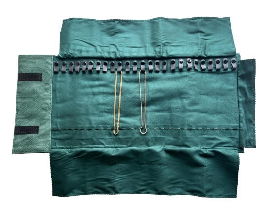 Chain Roller Green Suede