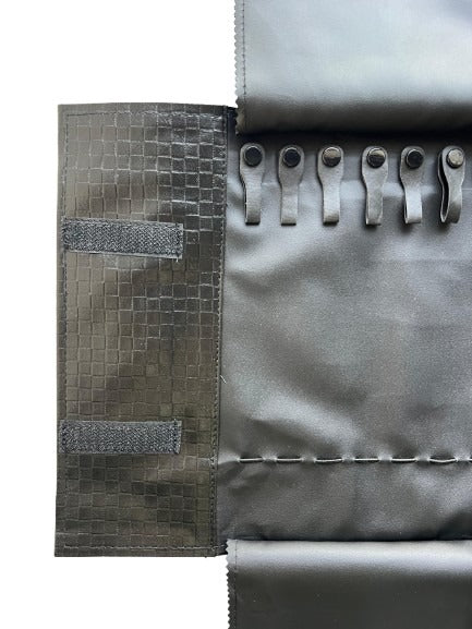 Chain Roller Black Rexine