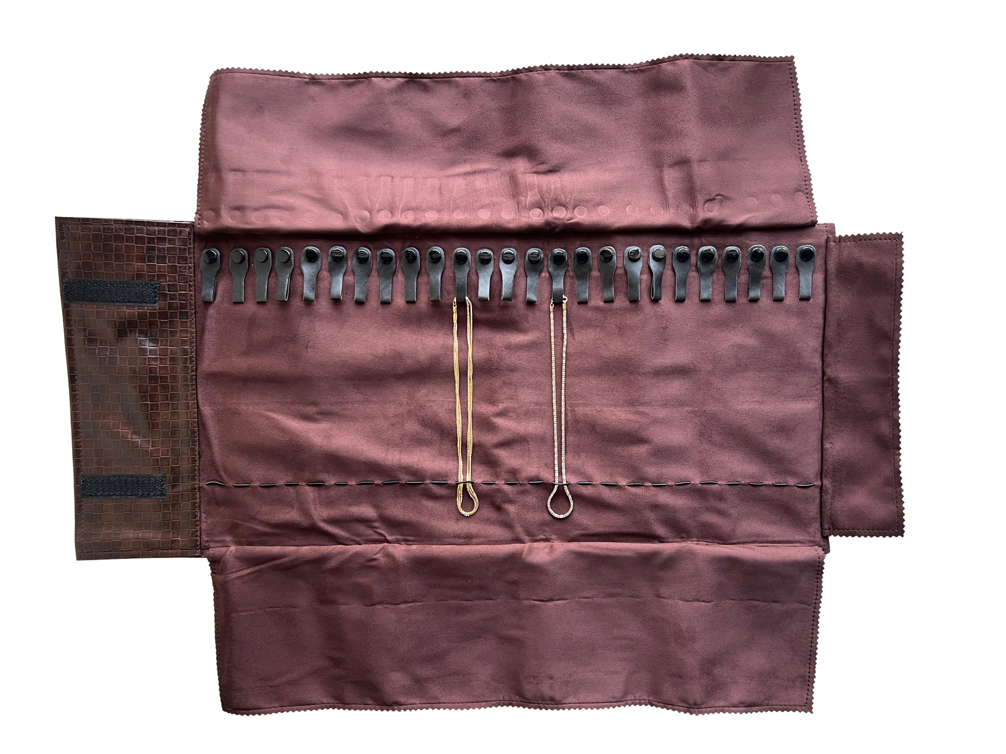 Chain Roller Brown Suede